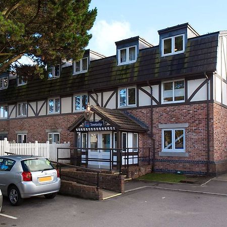 Travelodge Bournemouth Cooper Dean Bagian luar foto