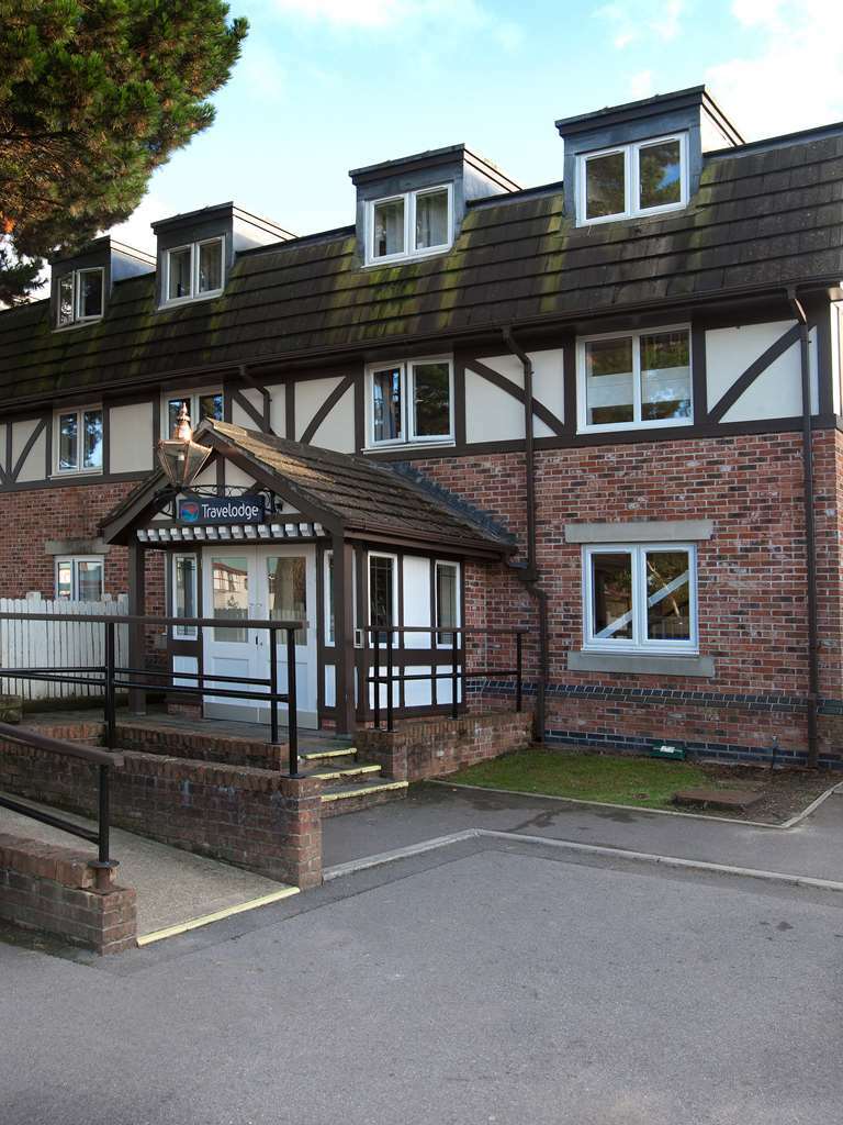 Travelodge Bournemouth Cooper Dean Bagian luar foto