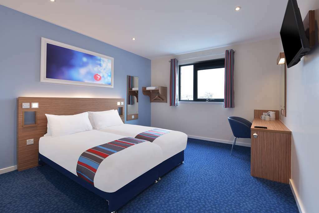 Travelodge Bournemouth Cooper Dean Ruang foto