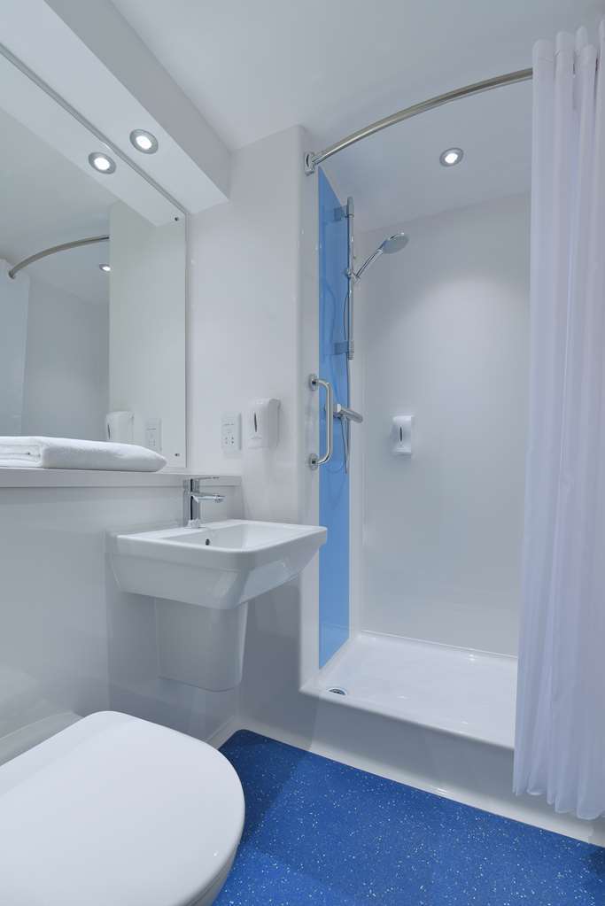 Travelodge Bournemouth Cooper Dean Ruang foto